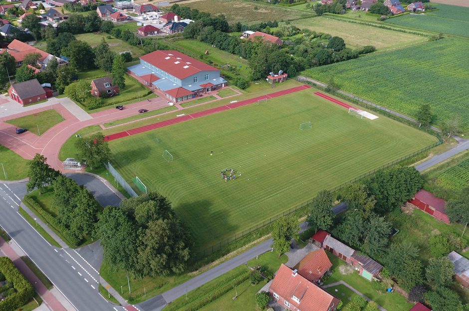 Sporthalle und Sportplatz Blomberg